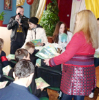 Вінницькі народники сприяють всебічному розвитку молоді